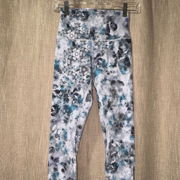 Lululemon | Align Pant 28" | Size 4 - Picture 2 of 7